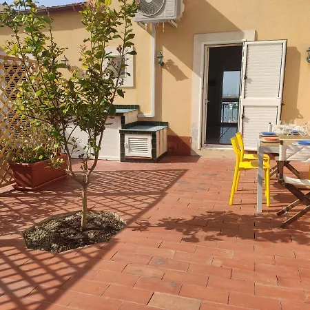 Le Dimore Del Pescatore Nel Porto Di - La Granni - Apartment *